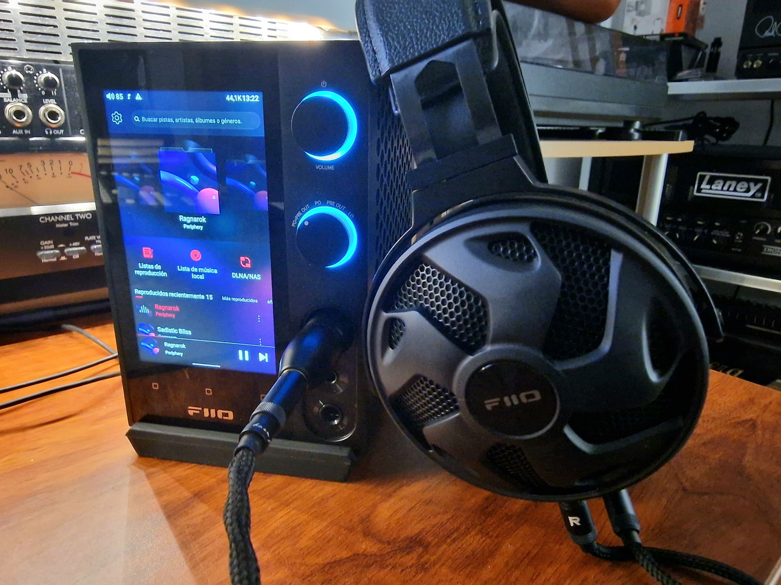 FiiO R7 - Streamer, DAC e Amplificador de Auscultadores