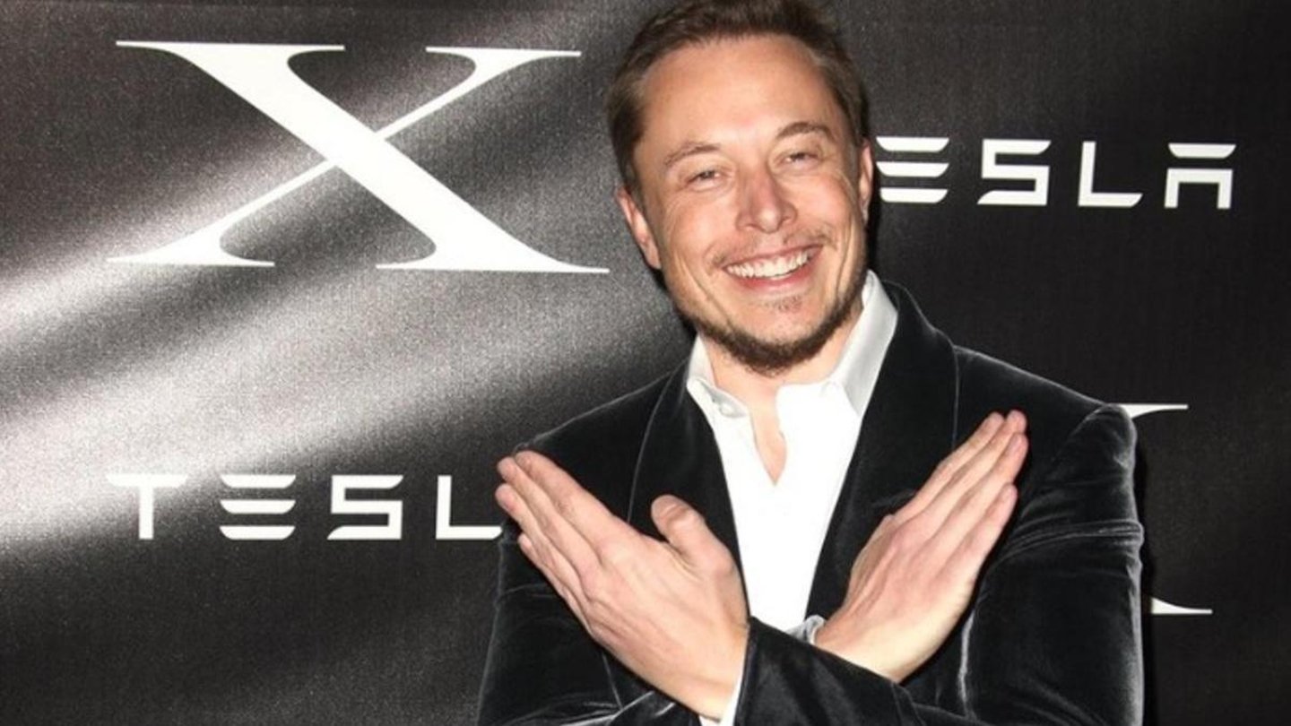 Elon Musk avisa: "podría haber un 20% de posibilidades de que la IA destruya la humanidad"