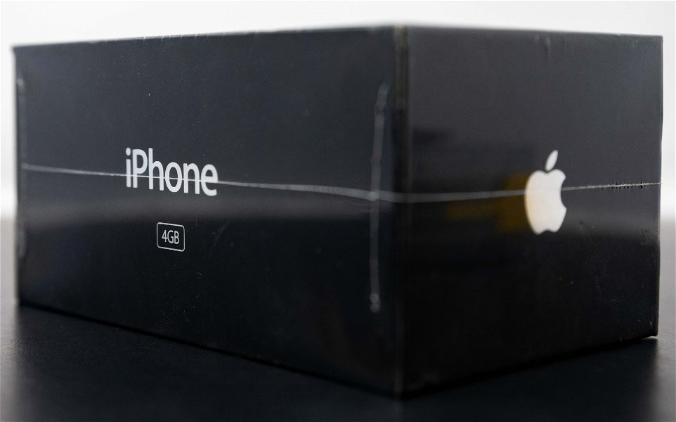 Por qué un iPhone de 2007 se ha vendido por casi 200.000 dólares