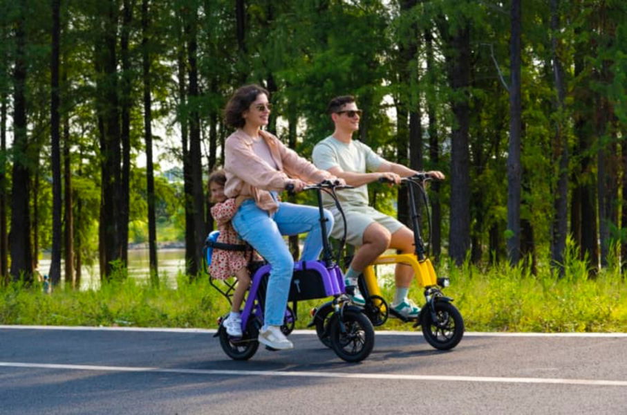 Parece un juguete, pero esta nueva bicicleta eléctrica será la reina de los maleteros