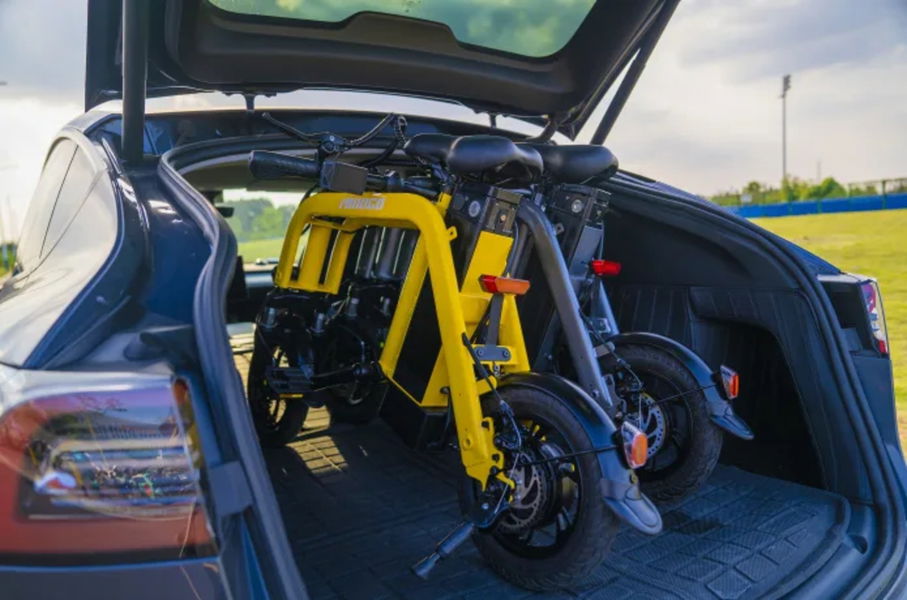 Parece un juguete, pero esta nueva bicicleta eléctrica será la reina de los maleteros