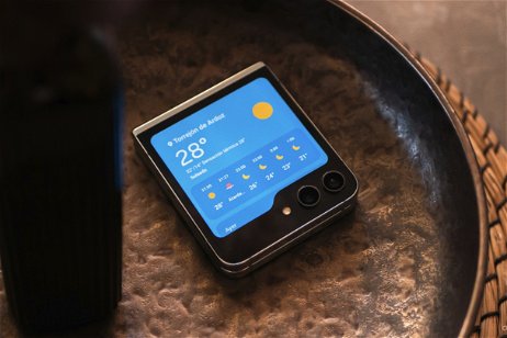 Samsung Galaxy Z Flip5, análisis: cambios pequeños, pantalla más grande y una fórmula cada vez más refinada