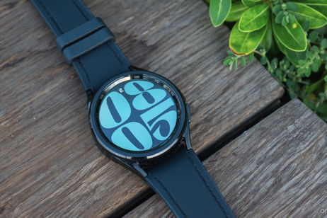 Acero, zafiro y bisel giratorio: de oferta el smartwatch Samsung que vuelve a ser reloj Acero, zafiro y bisel giratorio: de oferta el smartwatch Samsung que vuelve a ser reloj