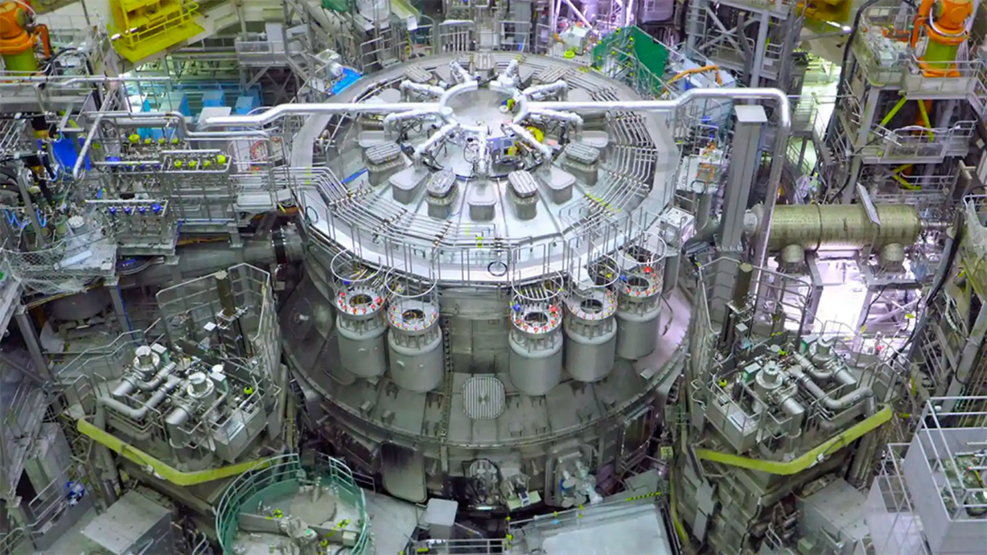 una central de fusión nuclear en Japón