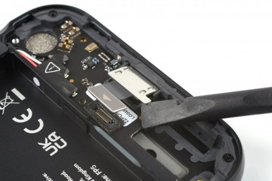 Este es el primer móvil con una reparabilidad de 10 según iFixit