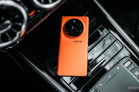 He probado el mejor móvil de gama alta que no se vende en España: análisis del realme GT 5 Pro