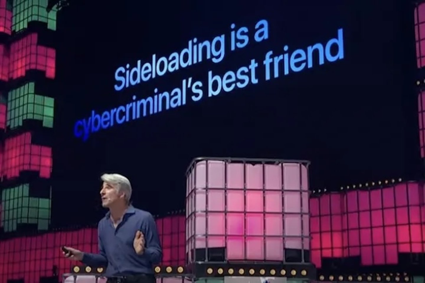 Sideloading según Apple