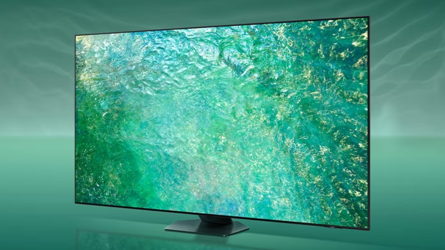 Smart TV Samsung QN85C con fondo verde