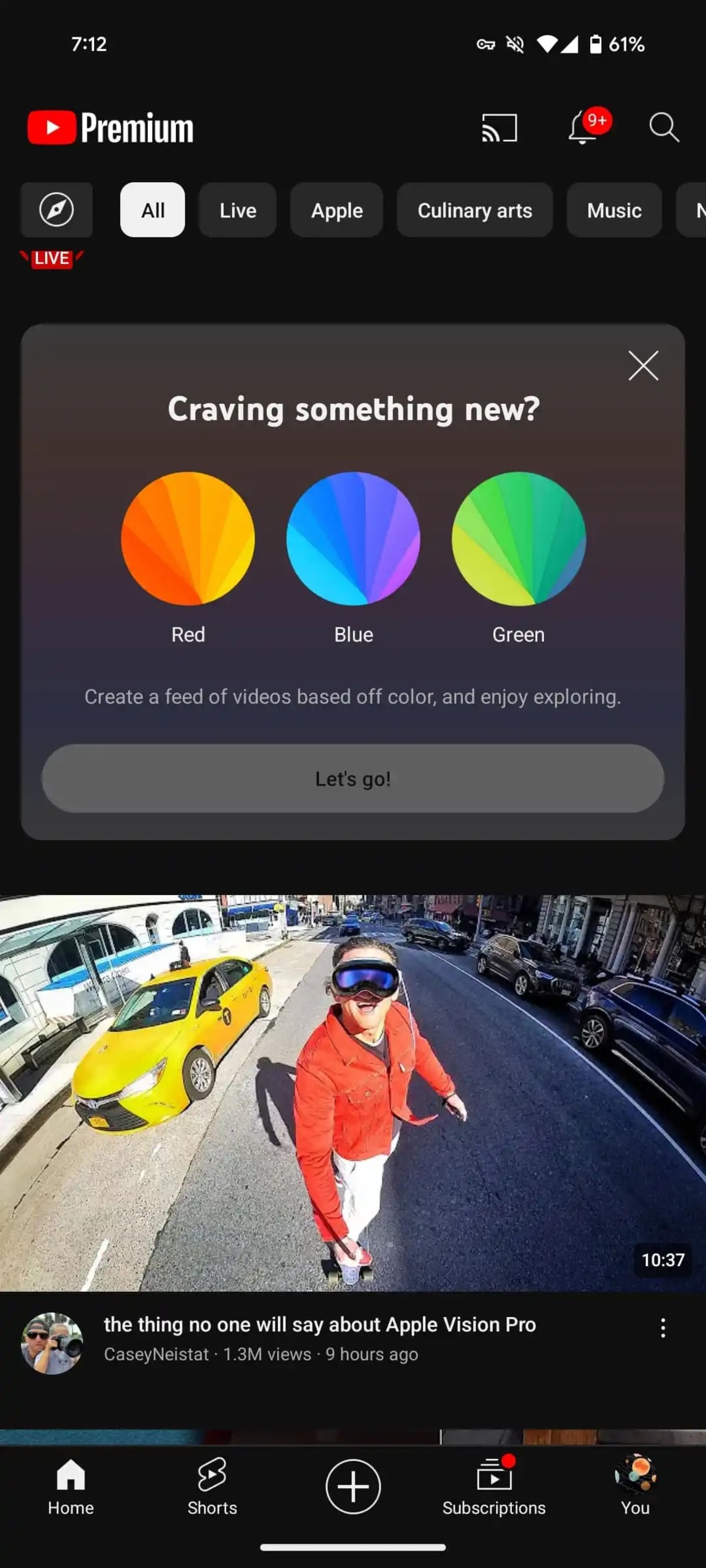 El nuevo experimento de YouTube te permite ordenar el feed de vídeos según tu color favorito