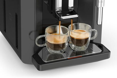 De 509 a 345 euros: gran desplome para esta cafetera superautomática de Krups con espumador de leche