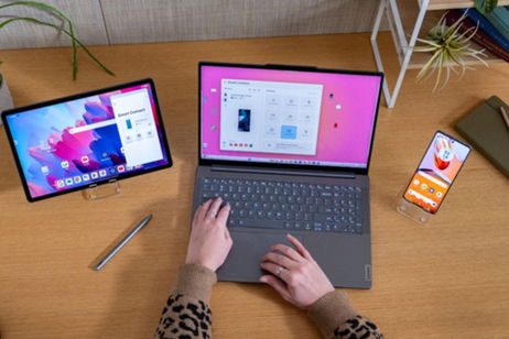 Lo nuevo de Motorola te permite controlar tu móvil desde el PC: así funciona Smart Connect