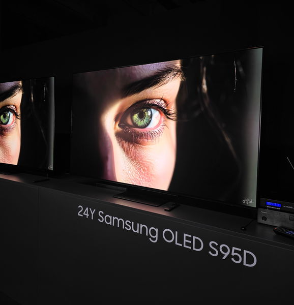 World of Samsung televisor OLED sin reflejos 3