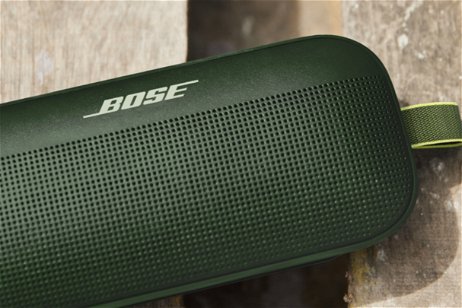 Este altavoz portátil de Bose es ideal para el verano: sonido top, 12 horas de batería y resistencia al agua
