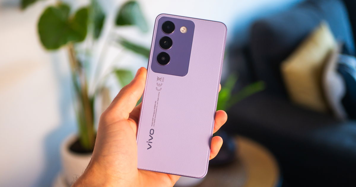 El vivo V40 SE es el mejor smartphone económico del año