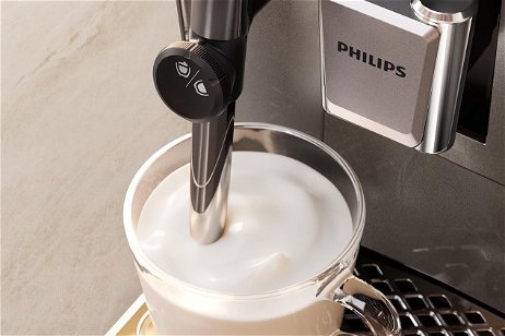 Precio casi histórico para esta cafetera superautomática Philips con molinillo cerámico y 5 bebidas
