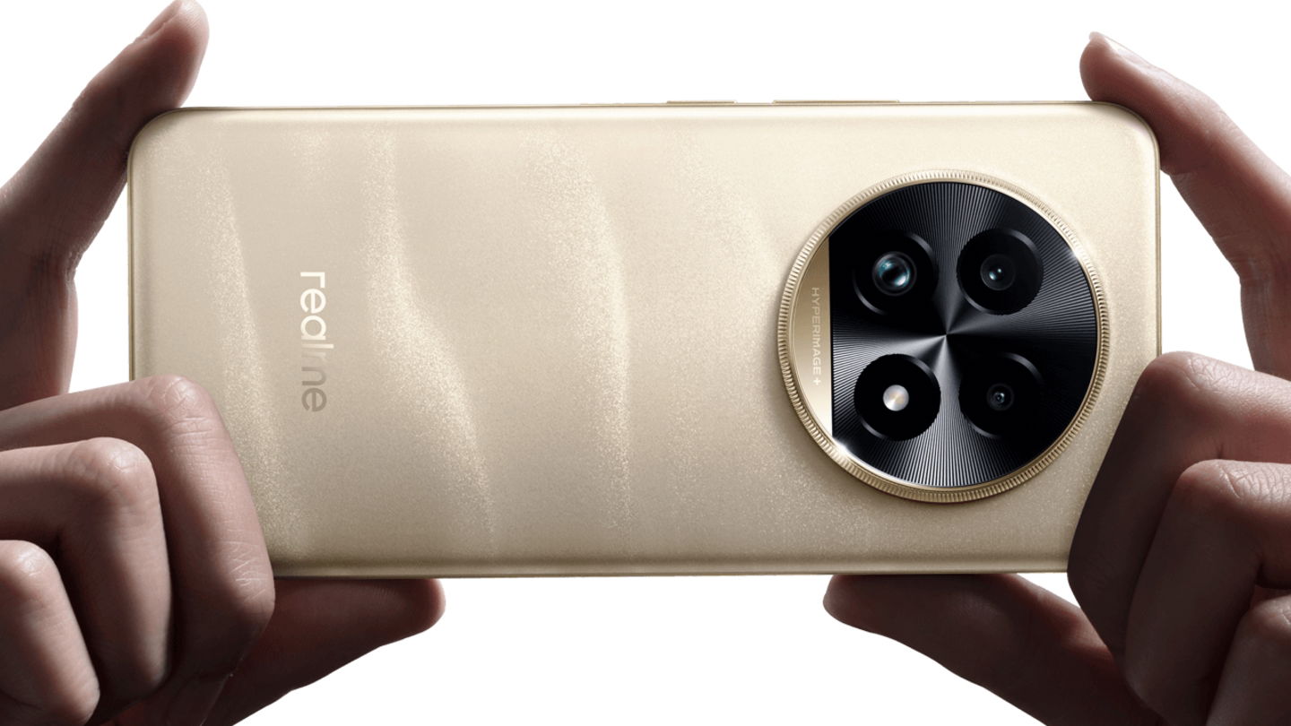 realme 13 Pro Plus 5G en color dorado