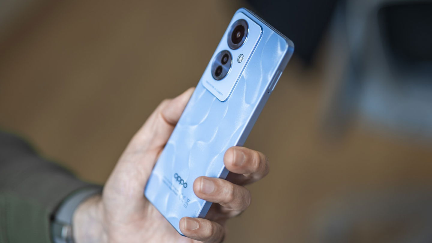 OPPO Reno11 F 5G, análisis: apostando al diseño y la resistencia te quedas por más cosas