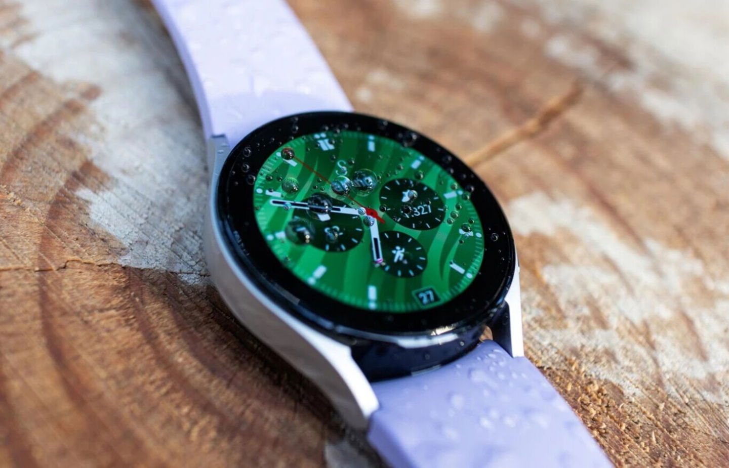 Esfera de un smartwatch con Wear OS