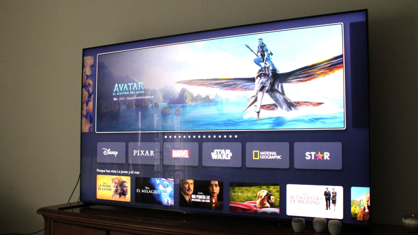 App Disney Plus en la Sony BRAVIA 9