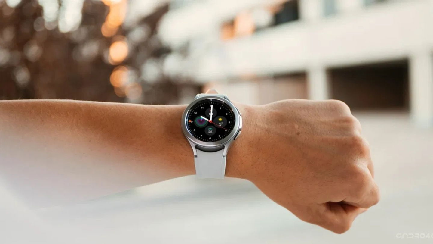 El nuevo Always On Display de los Galaxy Watch7 llega a los Samsung Galaxy Watch4 con la Beta 4 de One UI 6