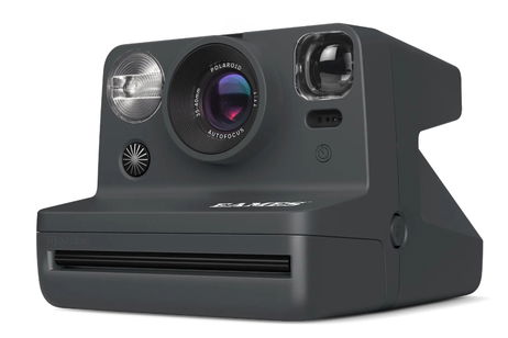 Vas a querer la nueva edición de la Polaroid Now Generation 2, una oda al estilo retro de una alianza icónica