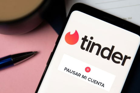 Cómo pausar una cuenta de Tinder para dejar de salir en la app