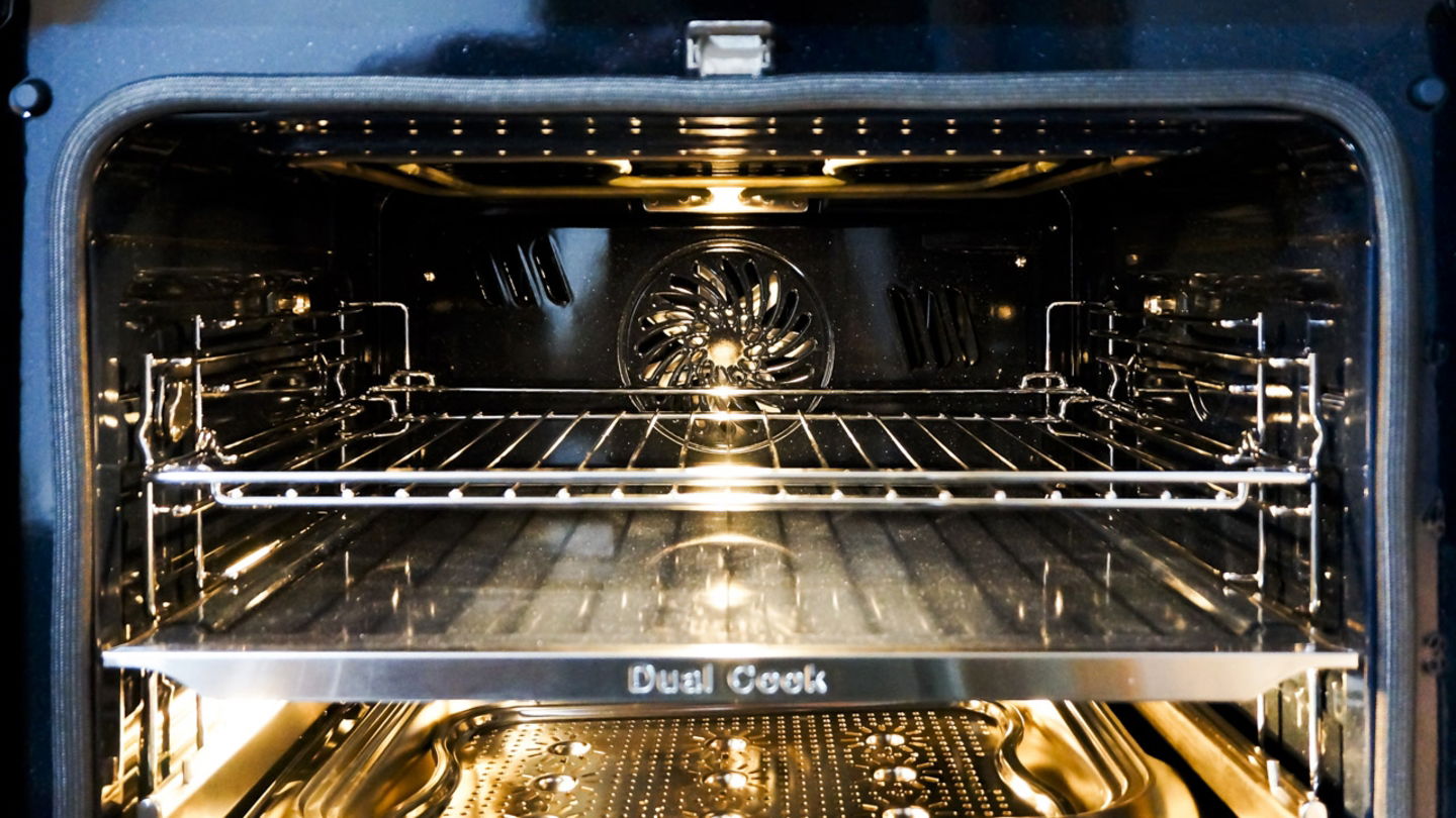 Horno Pirolítico 76L Multifunción Dual Cook Steam de Samsung: análisis y opinión del horno que revoluciona tu cocina