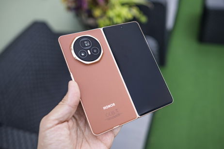 Honor planta cara a Samsung con el primer plegable con batería de 6.100 mAh