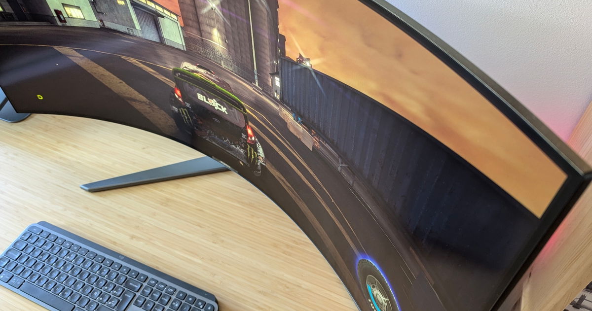 Análisis del AGON AG456UCZD (by AOC), un monitor OLED curvo con 240 Hz para gaming y todo lo que quieras