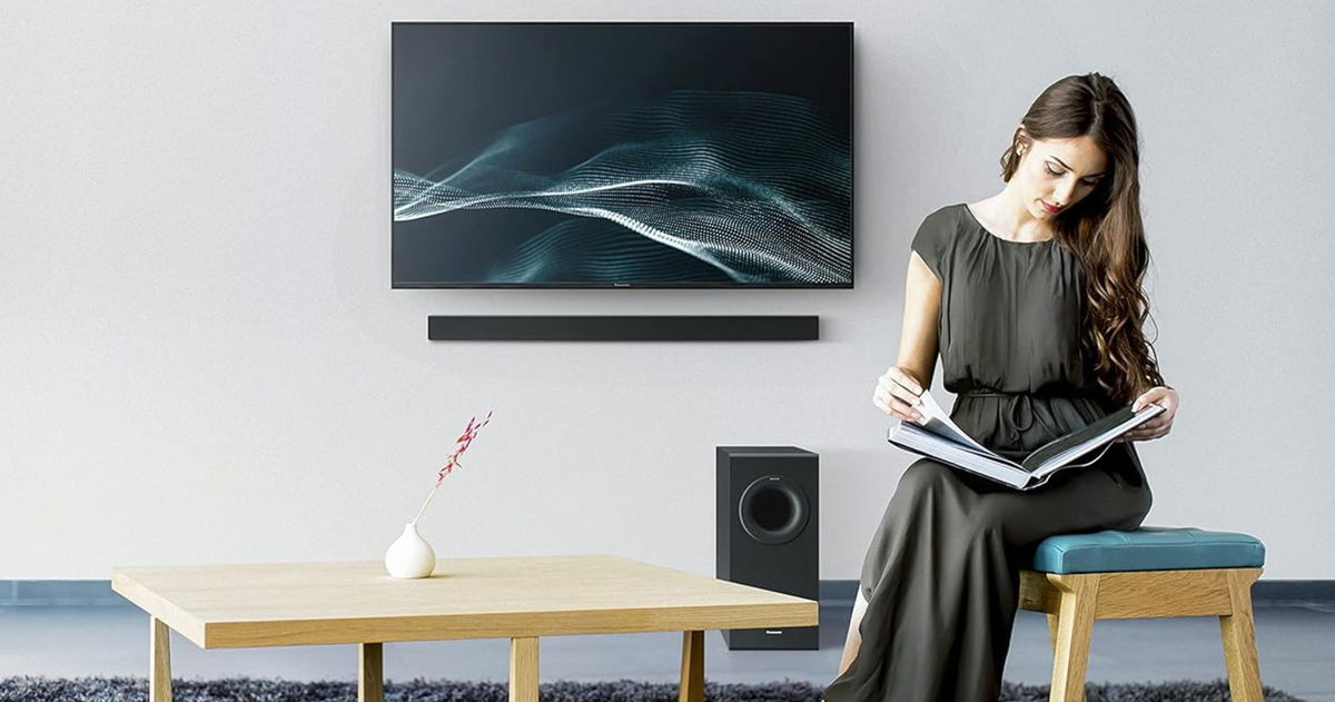 Sonido envolvente y graves potentes por 150 euros menos con esta barra de sonido Panasonic de 2.1 canales