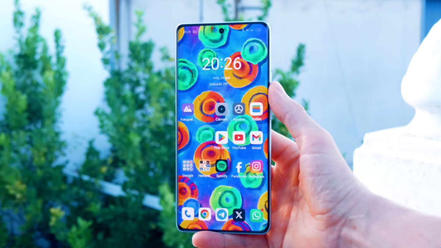 Pantalla encendida del realme GT 6T