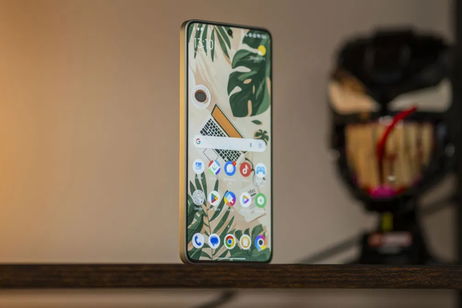 Un año después y sigue siendo una gran compra por menos de 250 euros: 512 GB, Snapdragon 8s Gen 3 y 90 W de carga