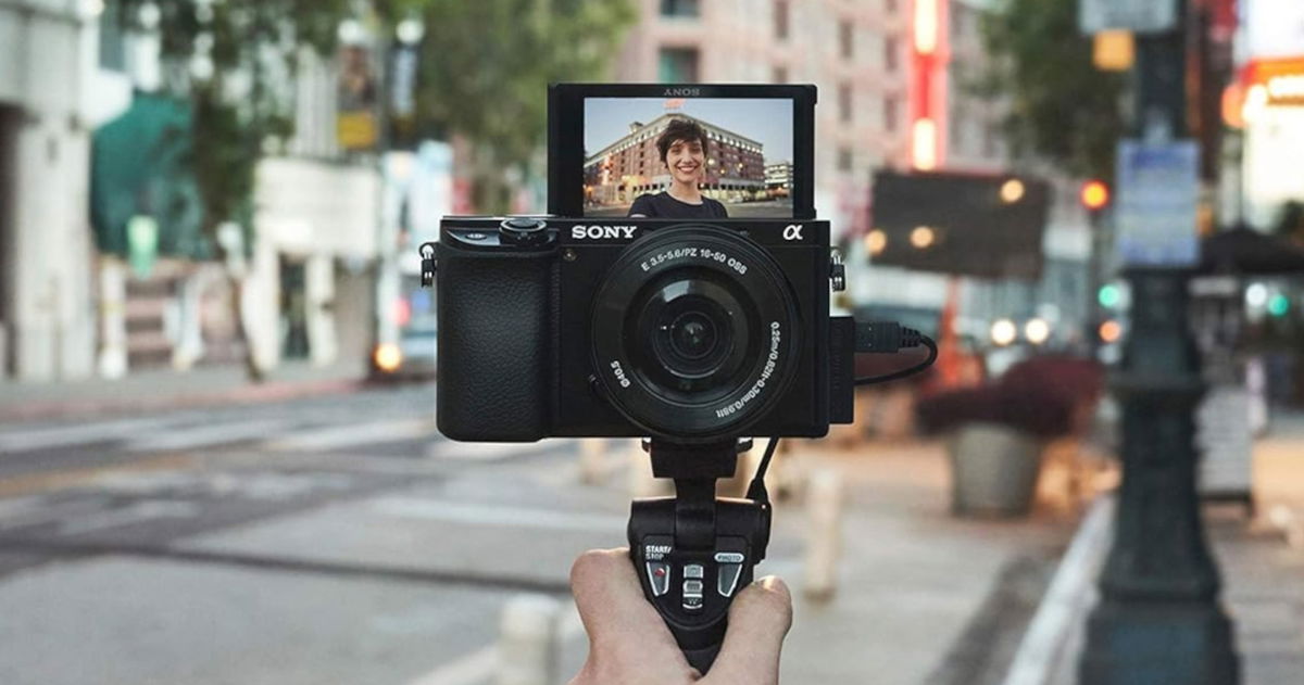 Cualquier fotógrafo querría tener en sus manos la versatilidad de esta cámara EVIL que hoy está rebajada