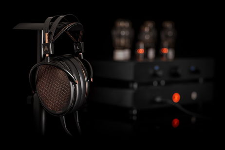 Audeze lanza los CRBN2: auriculares con tecnología innovadora que apuntan a la gama más premium