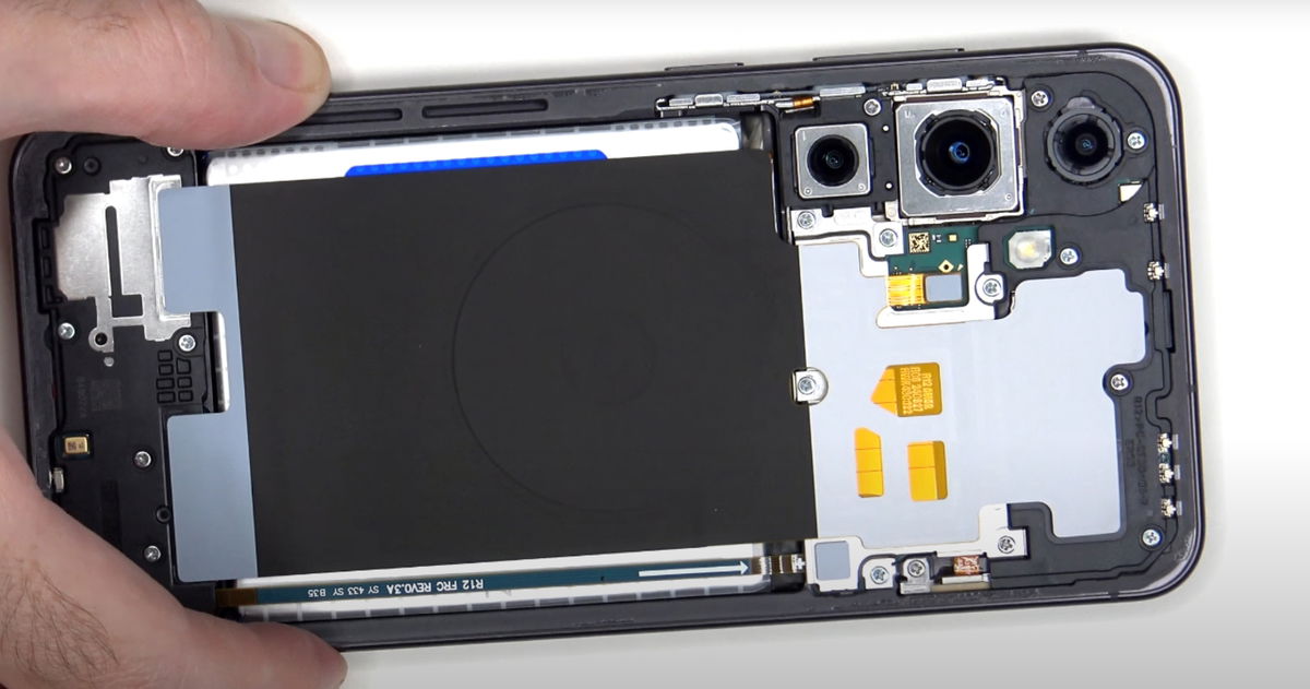 Un vídeo del desmontaje del nuevo Samsung Galaxy S24 FE demuestra que es fácil de reparar