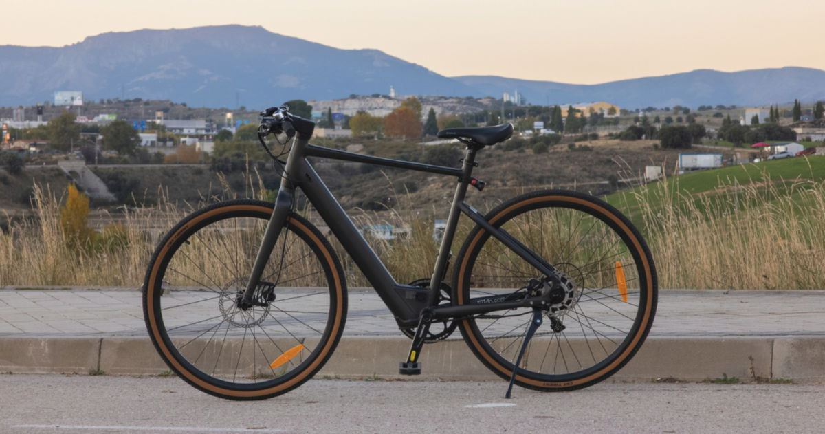 La Fiido Gravel C21 es la bici eléctrica perfecta para moverse por ciudad y campo. La hemos probado