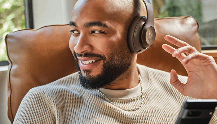 Descuentazo de 170 euros en los Beats Studio Pro, unos auriculares maravillosos con ANC y audio espacial