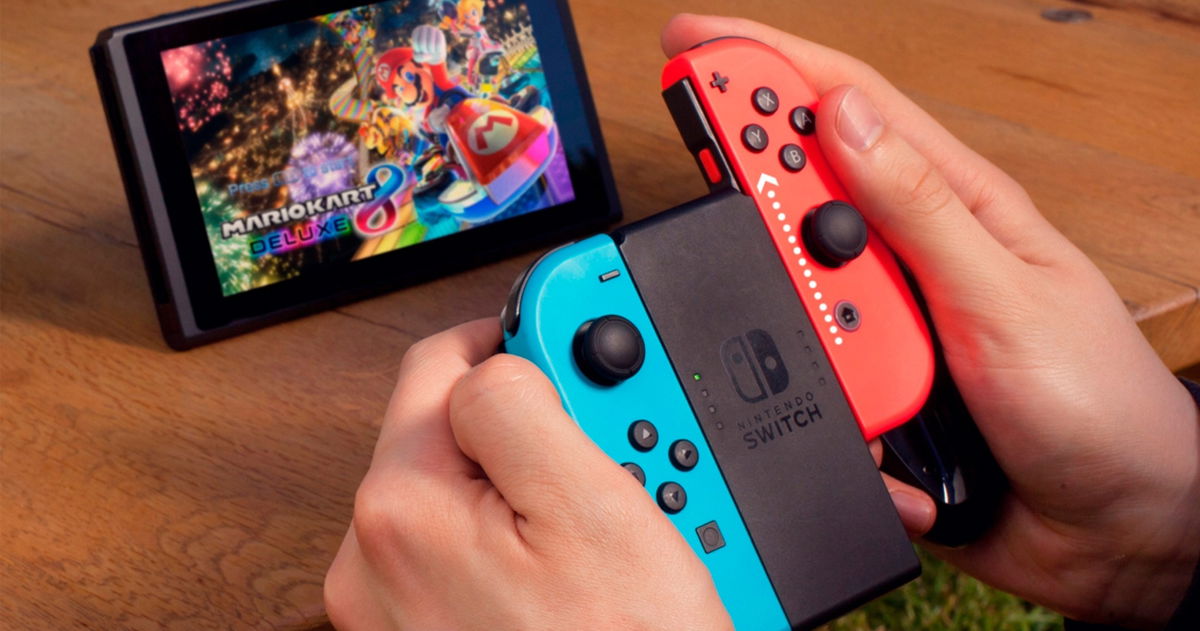 Añade ya a tu cesta la Nintendo Switch OLED para comprarla por menos de 200 euros antes de que se agote