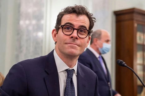 El CEO de Instagram cree que se necesitan más medidas para regular la IA