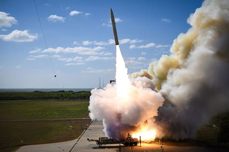 El nuevo misil hipersónico de Estados Unidos: el "Dark Eagle" es capaz de recorrer 2.700 kilómetros en pocos minutos