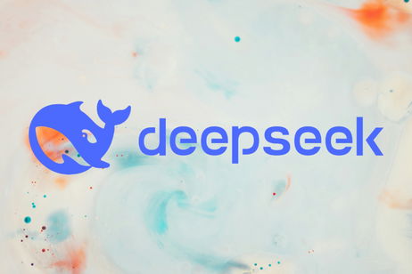 DeepSeek también triunfa en España: supera a ChatGPT y ya es la app más descargada del momento