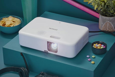 Android TV y 3000 lúmenes: no necesitas más para vivir el cine en tu casa con este proyector