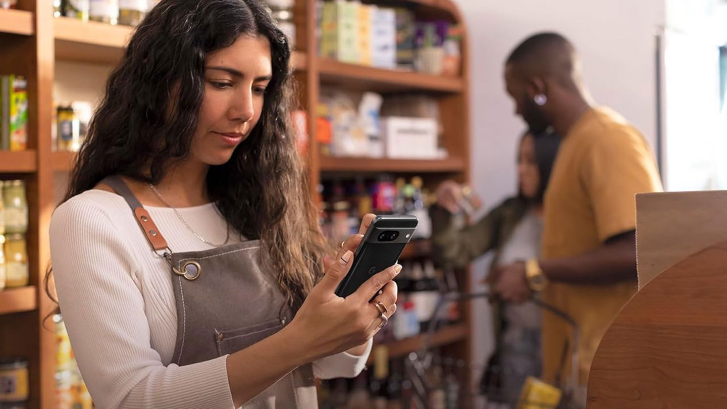 El Google Pixel 8 con 250 euros de descuento respecto a su precio oficial es la mejor oferta que verás hoy