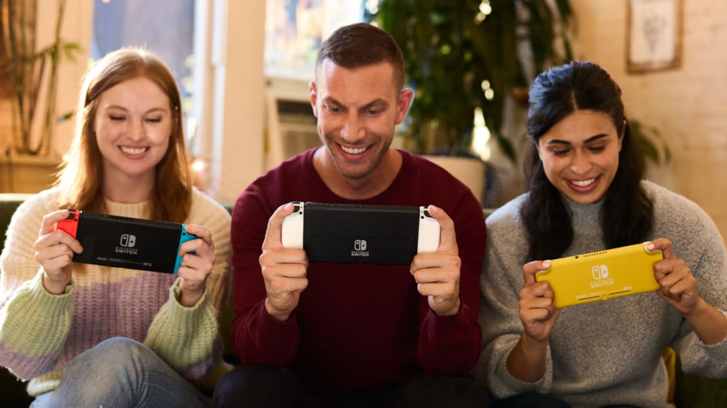 ¡Vuelve el chollazo! La Nintendo Switch OLED tirada de precio gracias a un cupón descuento