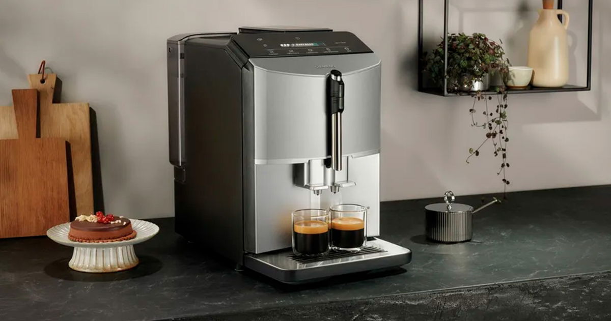 Café de barista en casa y a su precio mínimo: descubre esta cafetera superautomática que lo hace todo por ti