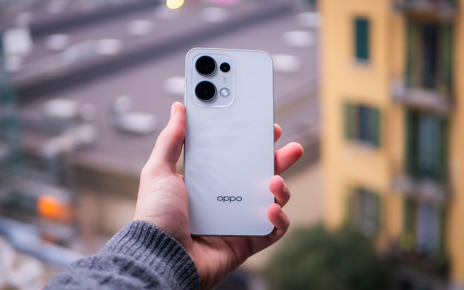 Parte trasera del OPPO Reno13