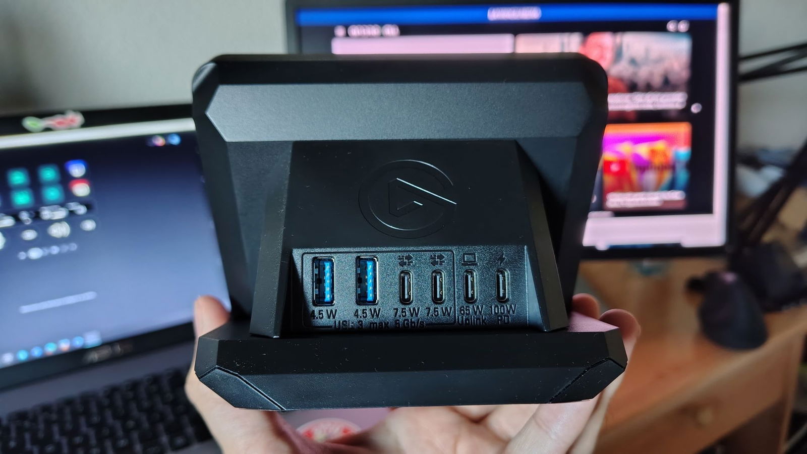 Análisis de Stream Deck + y sus mejores compañeros, el USB Hub y el XLR Dock