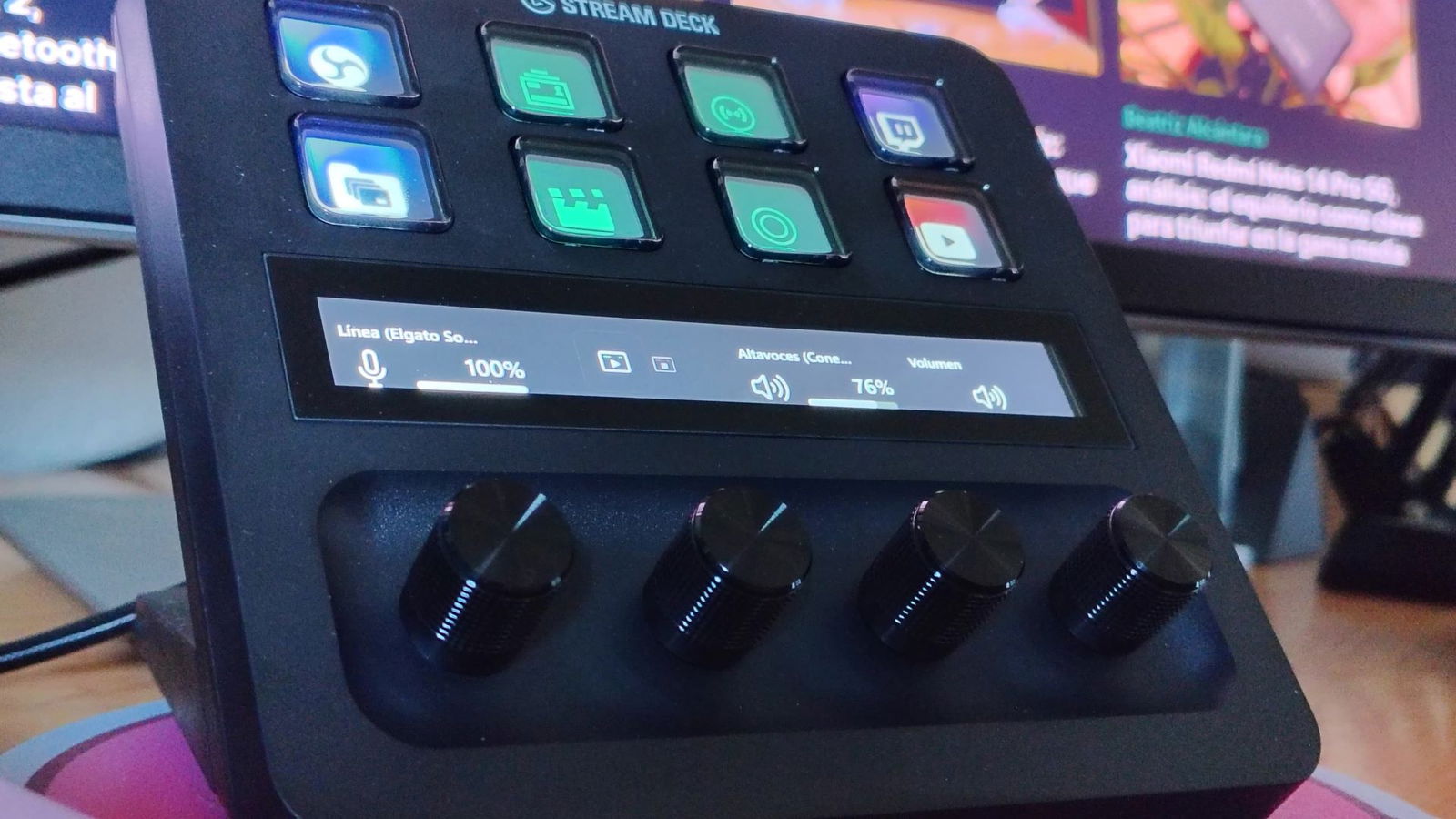 Análisis de Stream Deck + y sus mejores compañeros, el USB Hub y el XLR Dock