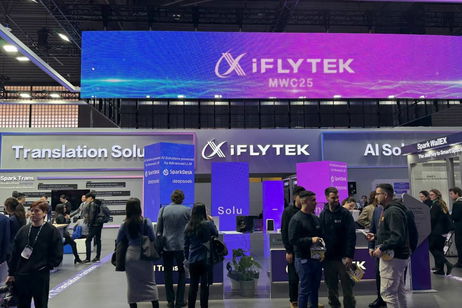 iFLYTEK, el gigante chino que brilló en el MWC 2025 por sus dispositivos con traducción IA