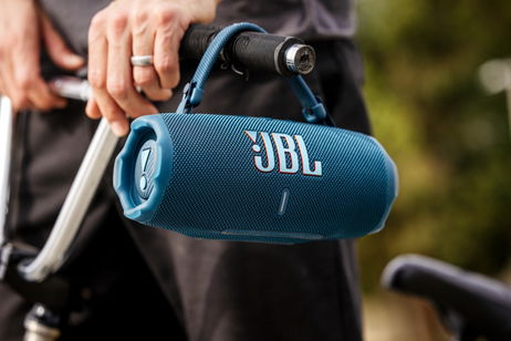 JBL Flip 7 y Charge 6: una renovación que apuesta por la IA, mayor autonomía y más resistencia